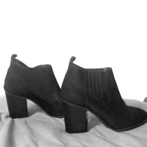 Forever 21 Block Heel Booties